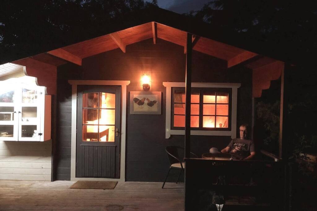 Unique Tiny House Near 3 Peaks - The Zedshed Appartement Bentham Buitenkant foto